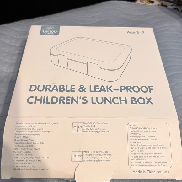 Leak proof childrens lunch box brand new,still in box - Picture 1 of 5